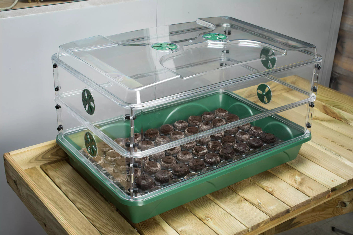EarlyGrow Domed Propagator with 2 Height Extenders and Locking Clip Set